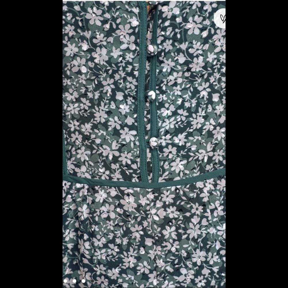 🆕️ Ali & Jay Blue & White Floral Cropped Jumpsuit - Picture 5 of 16